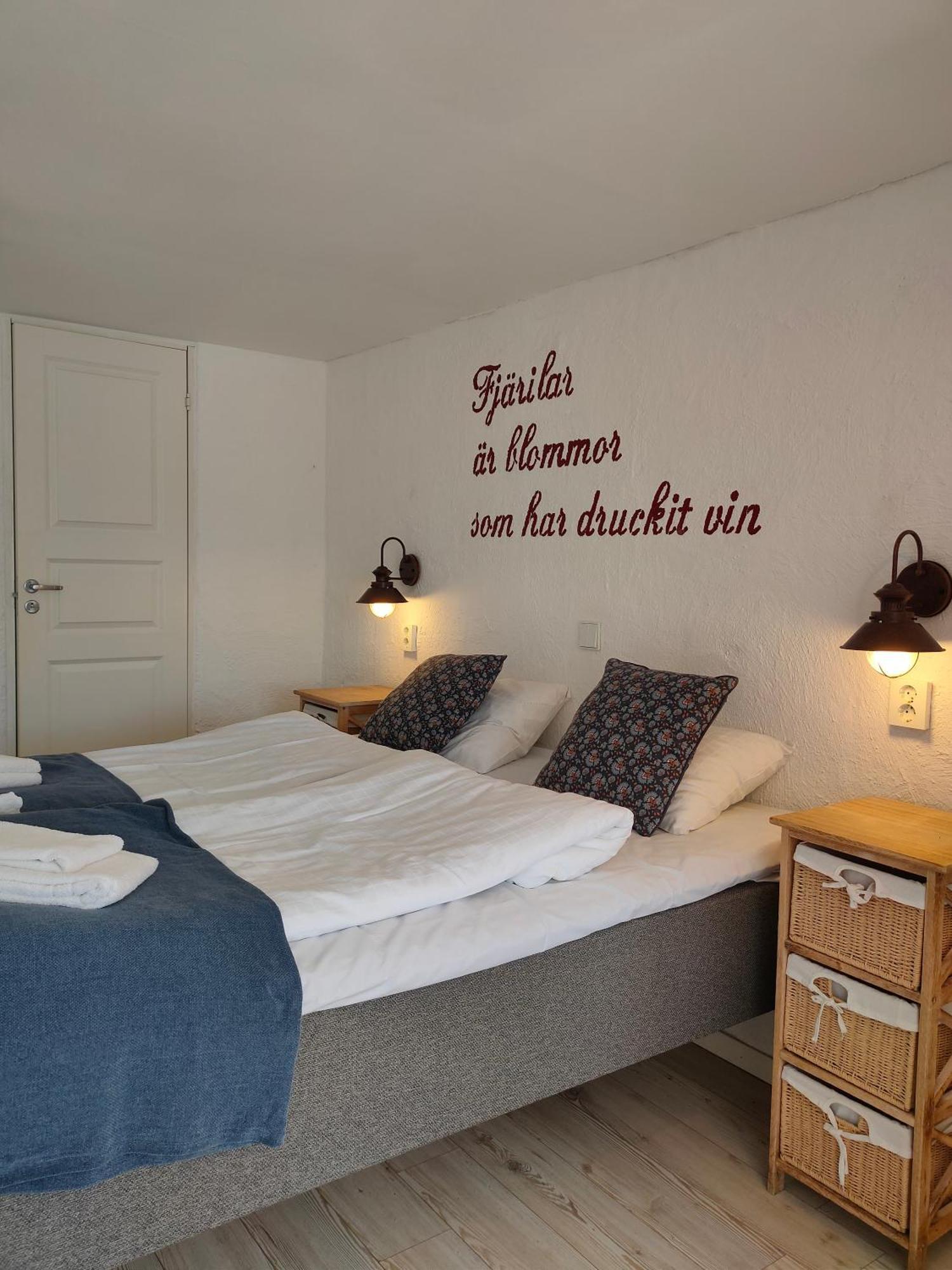 Vingarden I Arild Hotel Exterior foto